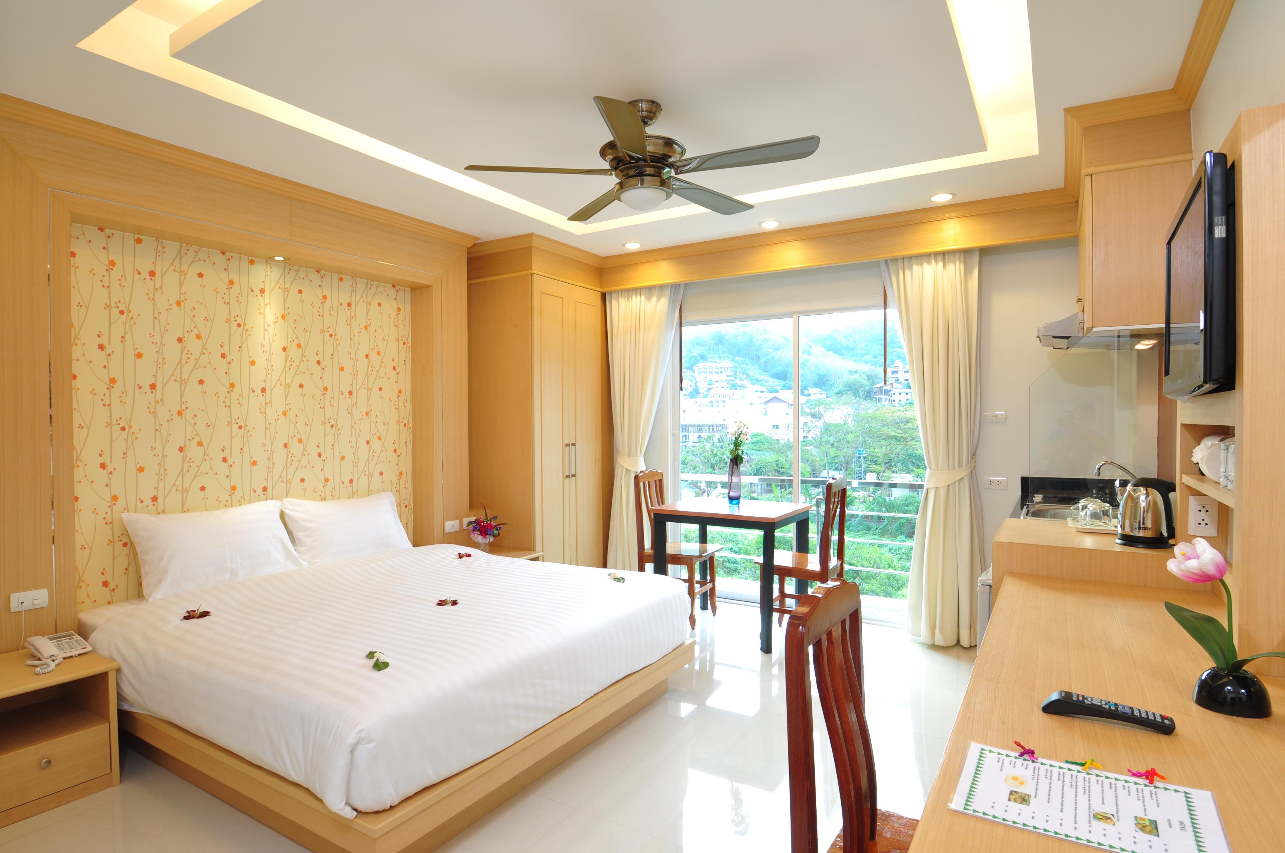 Green Harbor Hotel&apartamento con servicio Patong Exterior foto