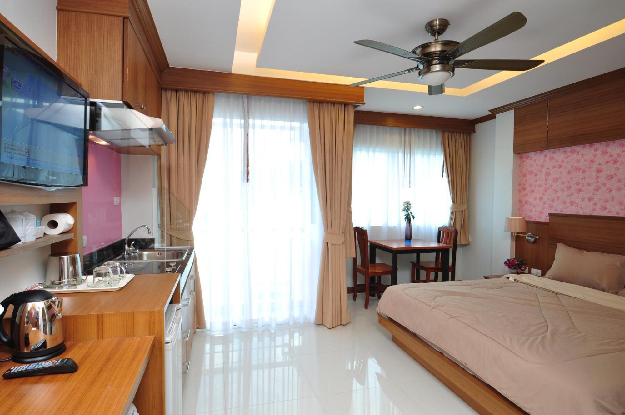 Green Harbor Hotel&apartamento con servicio Patong Exterior foto