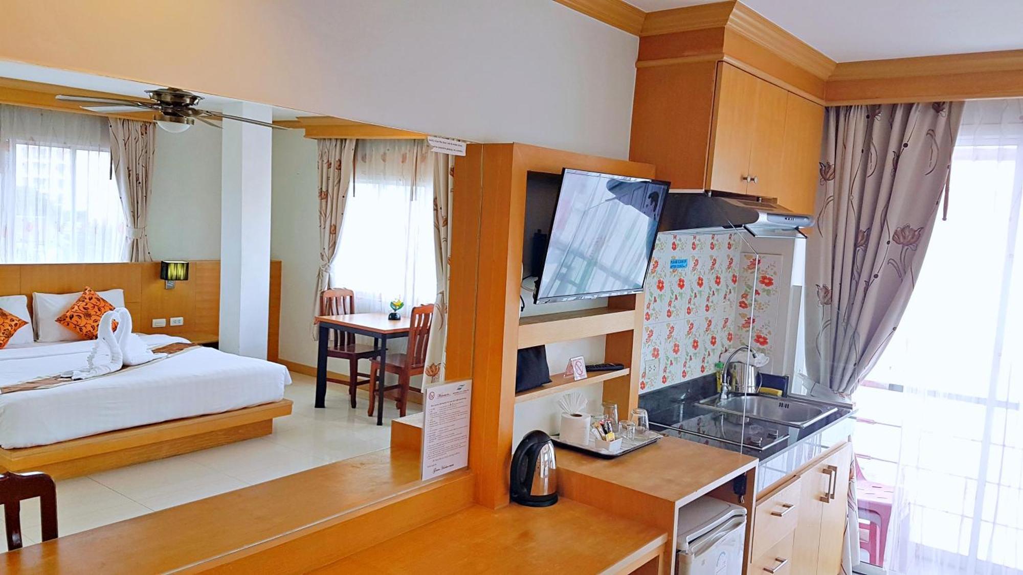 Green Harbor Hotel&apartamento con servicio Patong Exterior foto