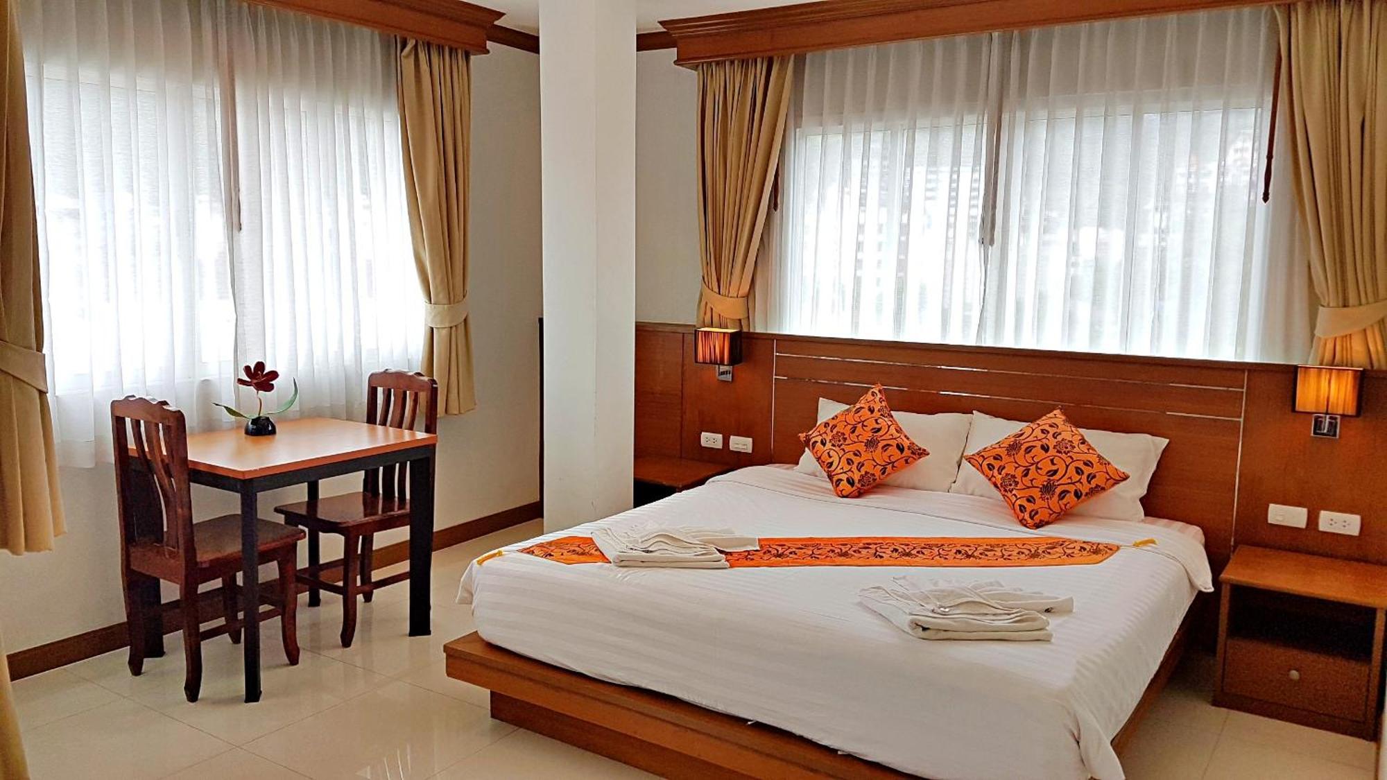 Green Harbor Hotel&apartamento con servicio Patong Exterior foto